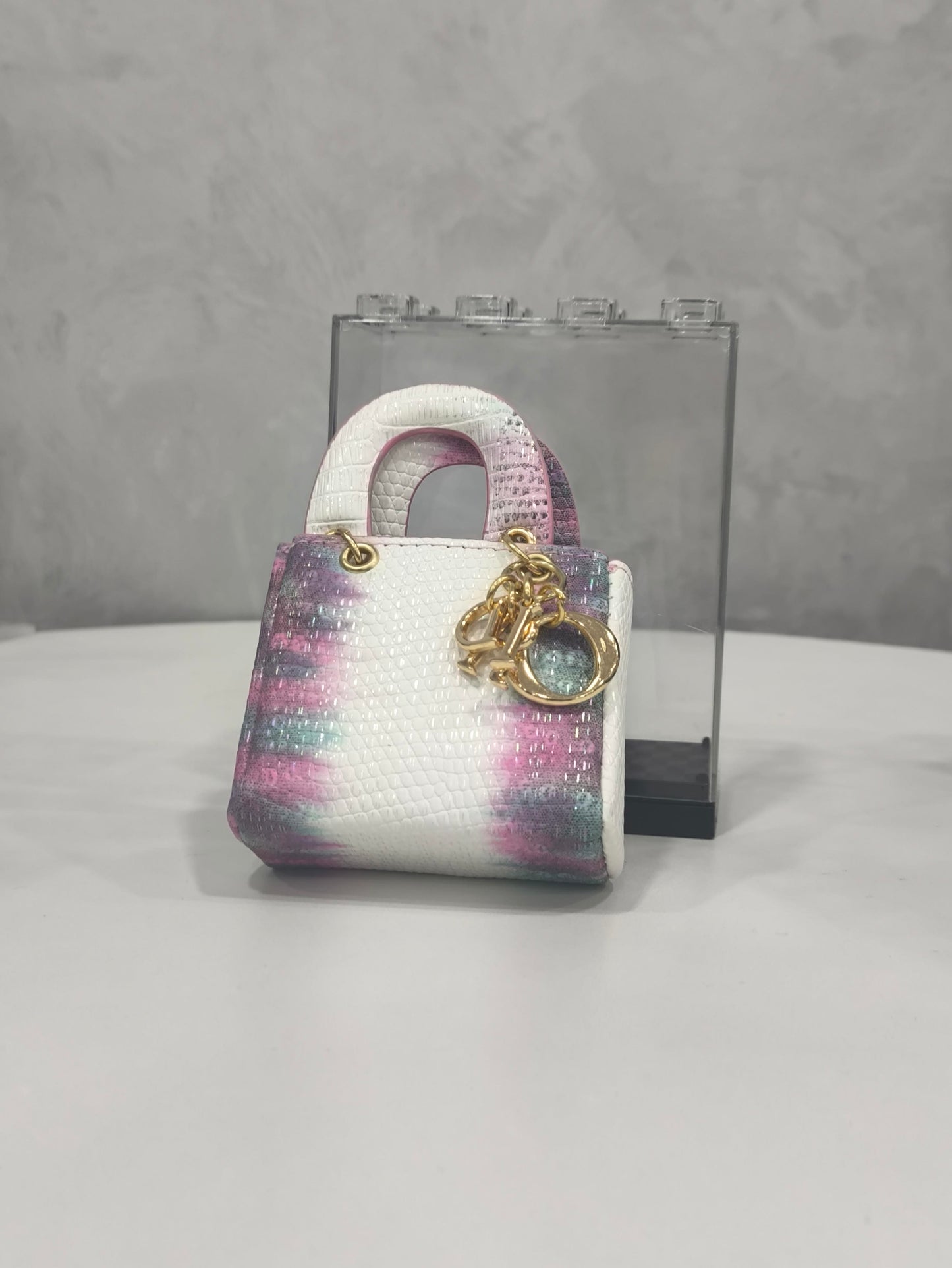 tos-alisg-i-aphluv4xwc-sg/7d7baee2a6b44df690df8bf20de94fd9