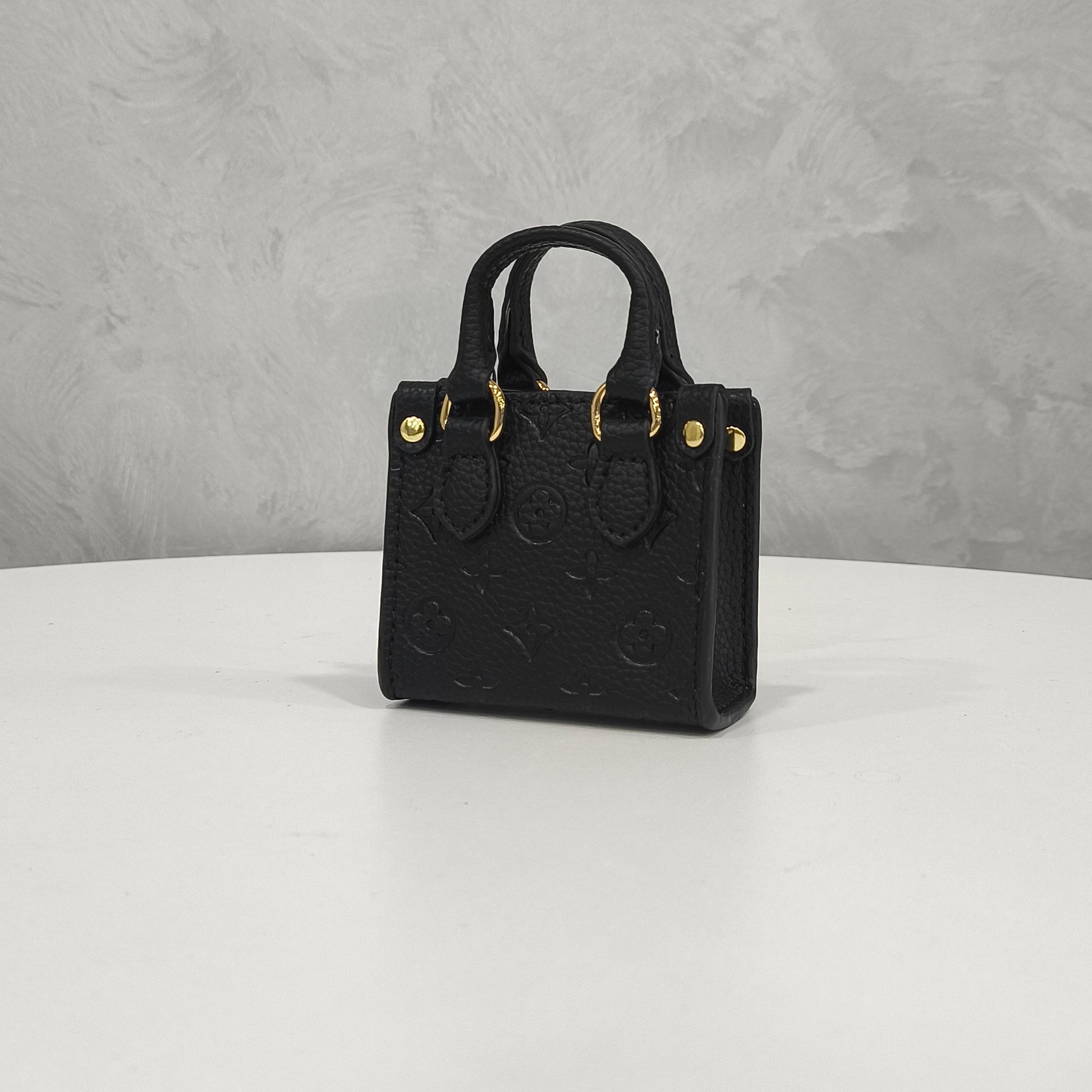 tos-alisg-i-aphluv4xwc-sg/207fcc224f554fbba64100a782c9cc33