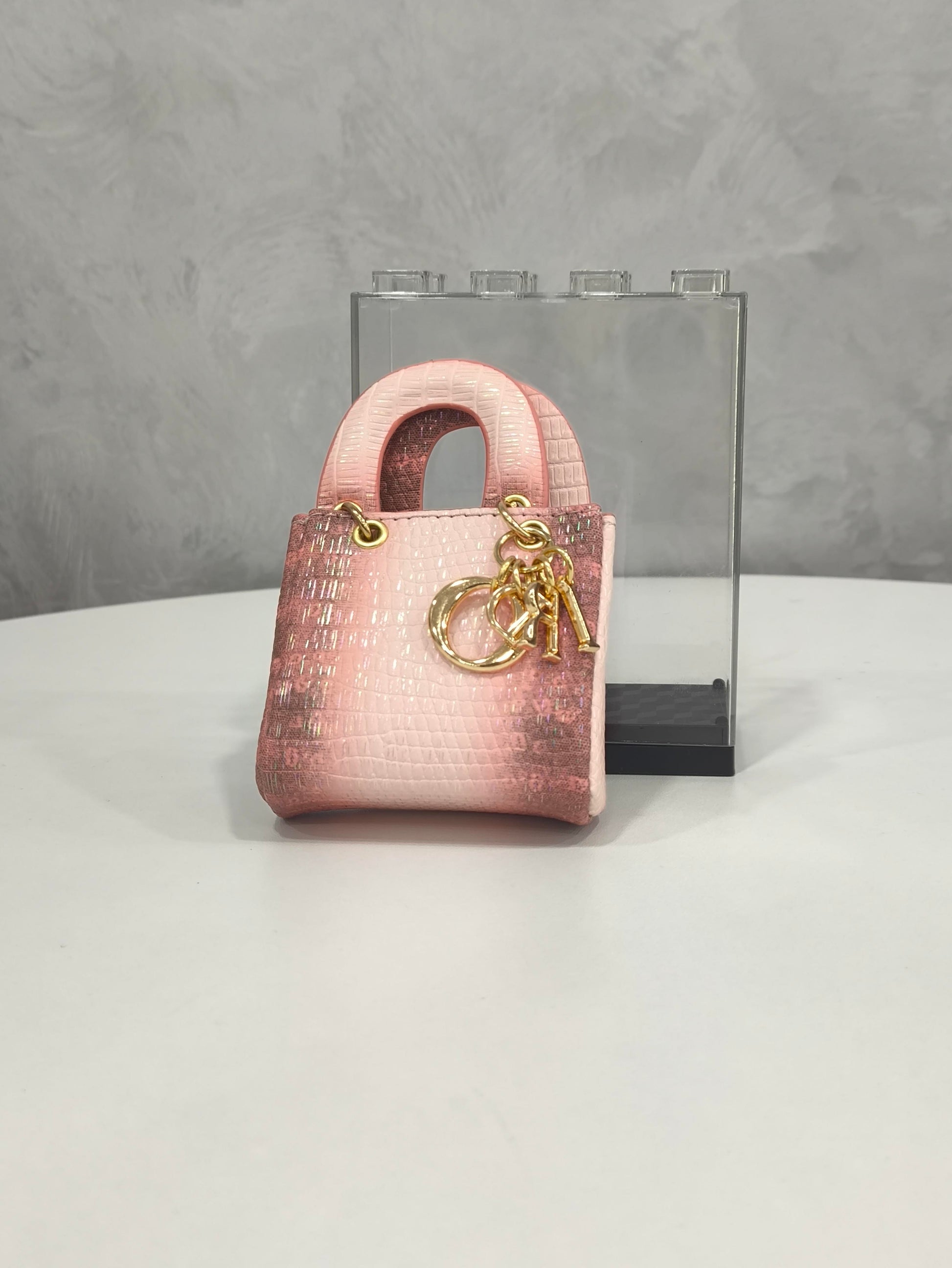 tos-alisg-i-aphluv4xwc-sg/ce6012c1449849a4adb3b6b2c970cf2b